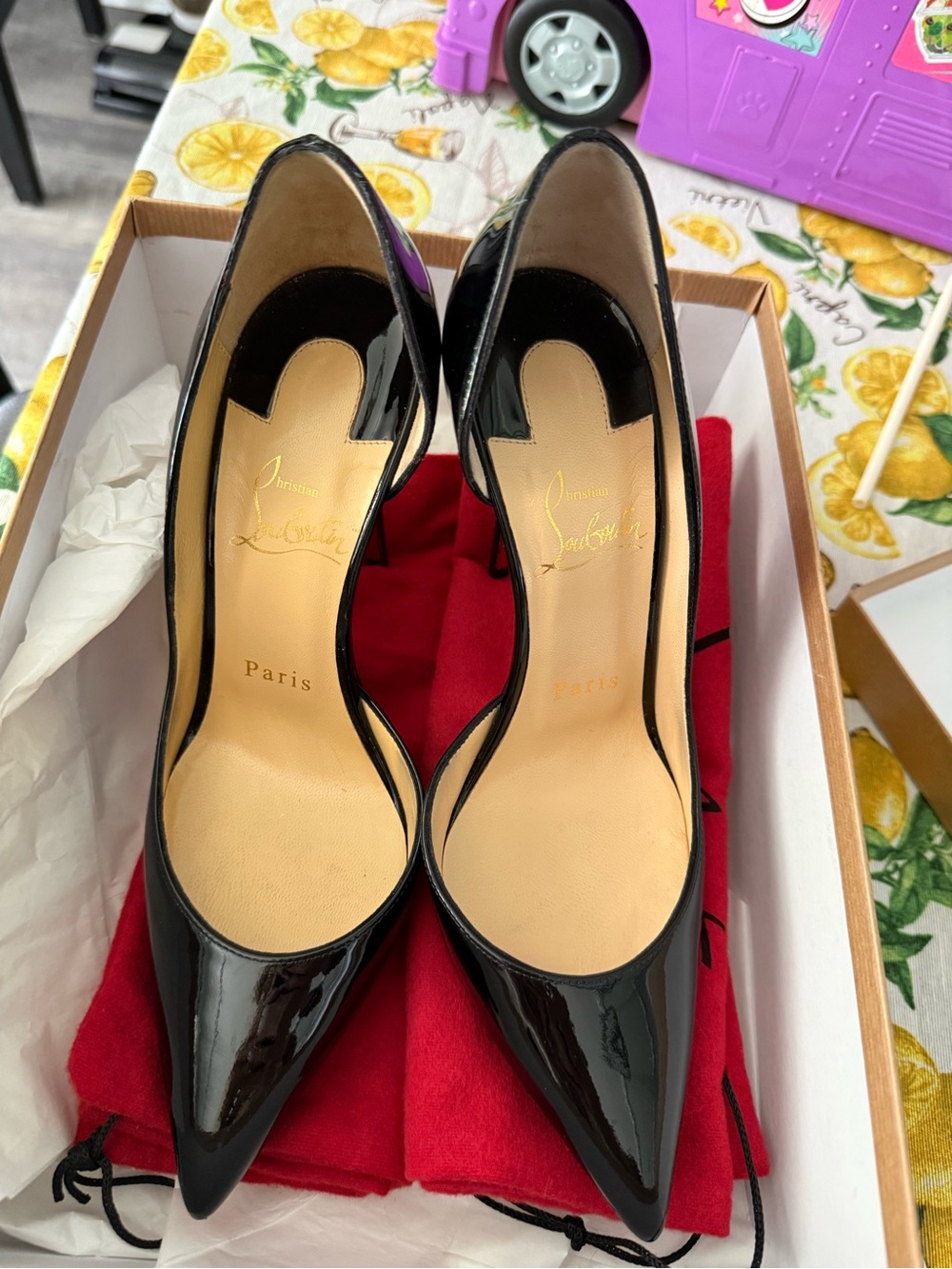 Christian Louboutin Black Patent Pointed-Toe Iriza Pumps with Red Sole - Picture 14 of 14